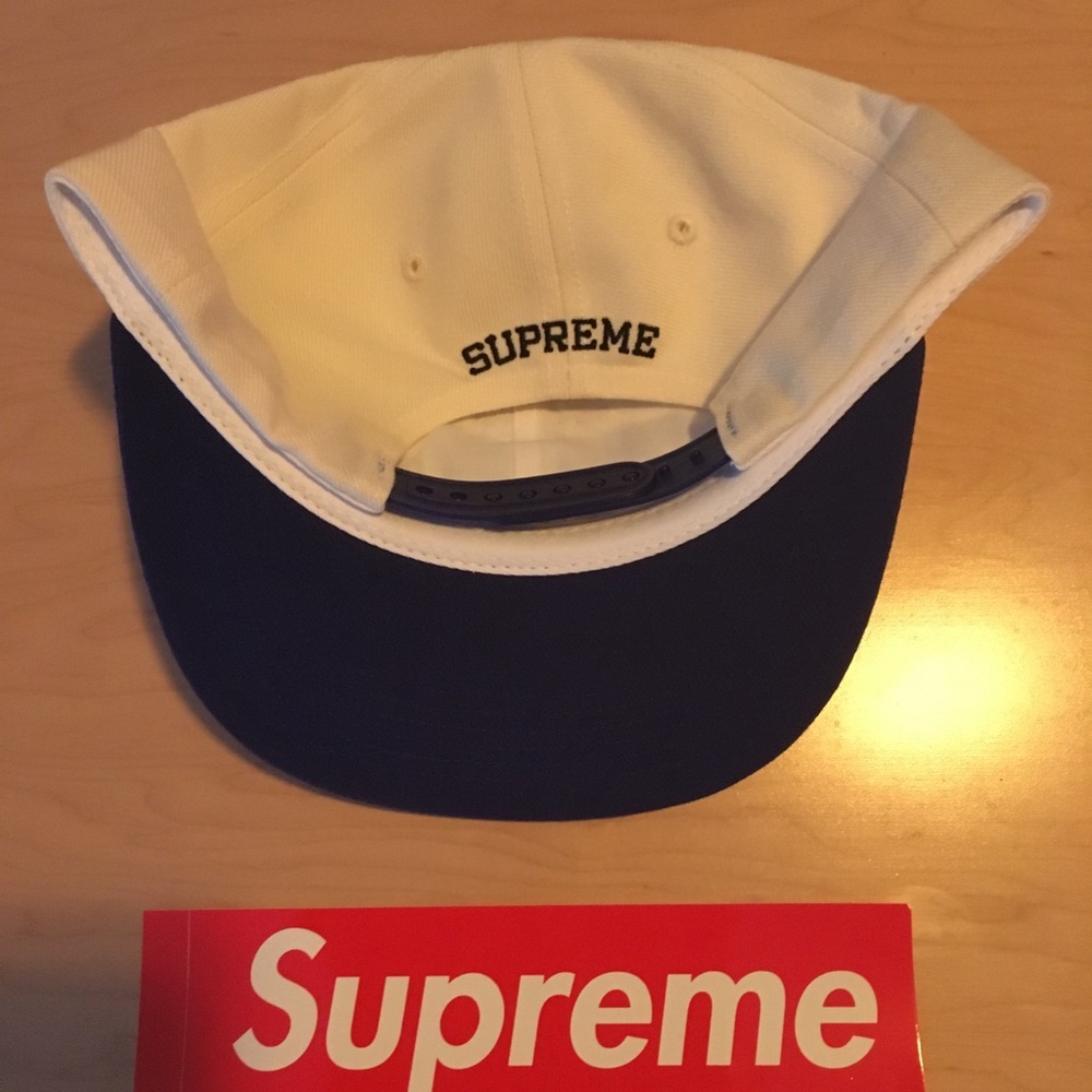 NWT SUPREME RARE TEAM 2020 6-PANEL WHITE NAVY HAT - Picture 4 of 7